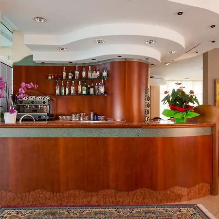 Aparthotel Piccadilly 3*