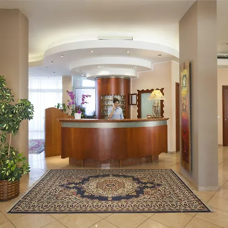 Ξενοδοχείο με διαμερίσματα Piccadilly Ρίμινι