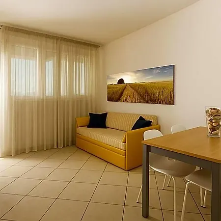 Piccadilly Apartahotel 3*