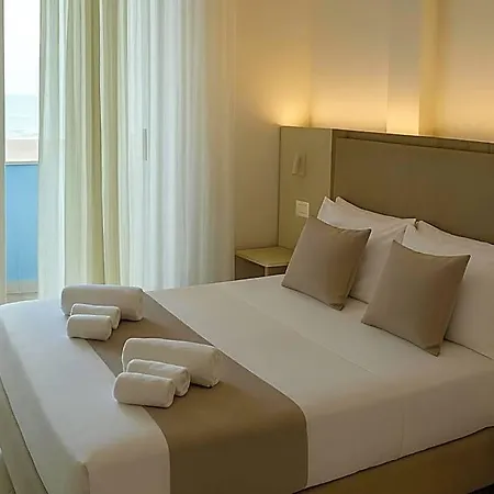 Piccadilly Aparthotel 3*