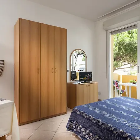 Piccadilly Lägenhetshotell 3*