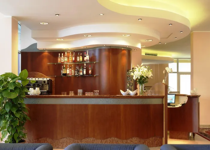 Piccadilly 3*