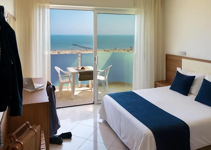 Piccadilly Aparthotel 3*