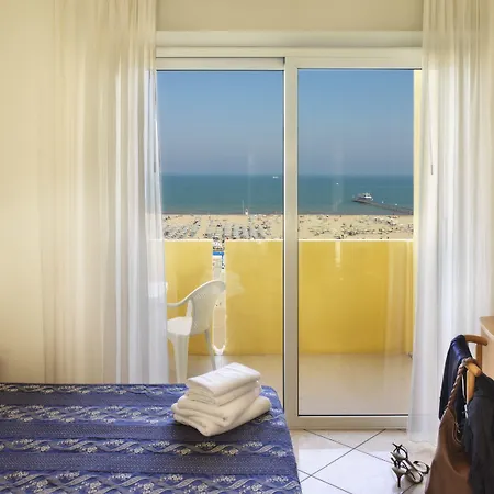 皮卡迪利酒店 3* 里米尼